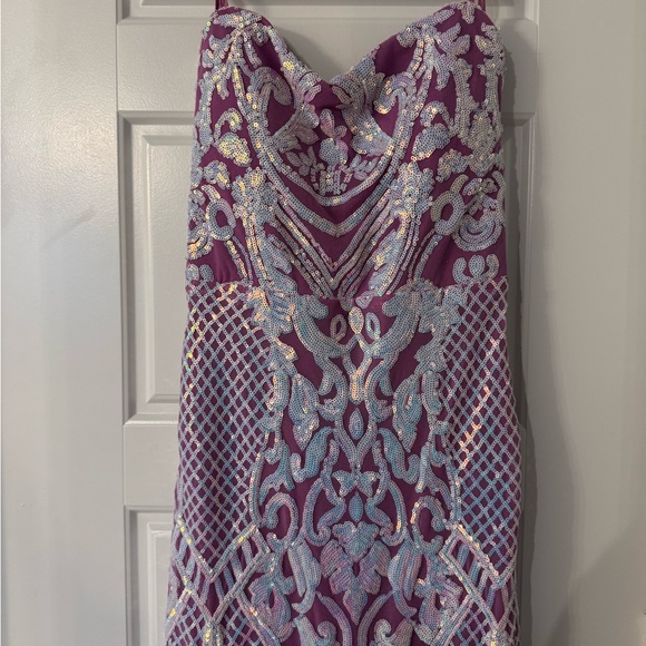 Jump Strapless Lilac Iridescent Sequins Patterned Dress - Picture 5 of 11